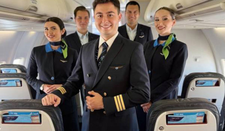 ajet-en-genç-pilotu