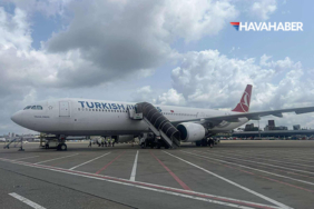 Çukurova Havalimanı'na ilk seferi THY uçağı yaptı - 1