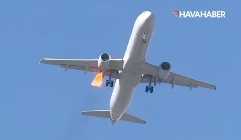 American Airlines’ın Las Vegas-Charlotte seferini yapan uçağı motor arızası nedeniyle geri döndü.