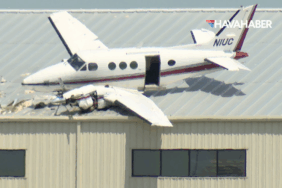 Beechcraft King Air 90 Hangarın Üstüne Düştü 2 Kişi Yaralandı
