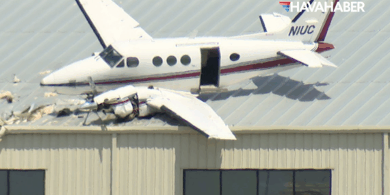 Beechcraft King Air 90 Uçağı Hangarın Çatısına Düştü: 2 Kişi Hafif Yaralandı