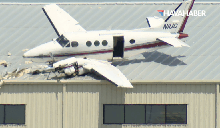 Beechcraft King Air 90 Hangarın Üstüne Düştü 2 Kişi Yaralandı