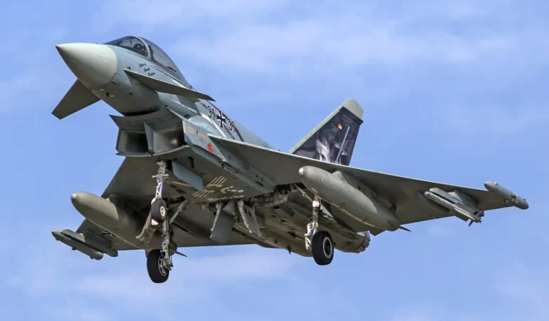 Eurofighter'a yeşik ışık mı yakıld