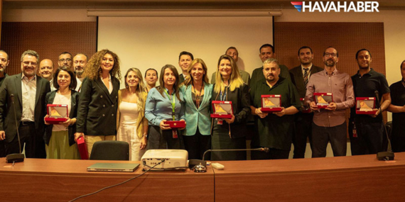 Pegasus, Yer Hizmetleri Ekibini Onurlandırdı