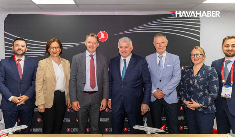 Çukurova Havalimanı'na ilk seferi THY uçağı yaptı - 1