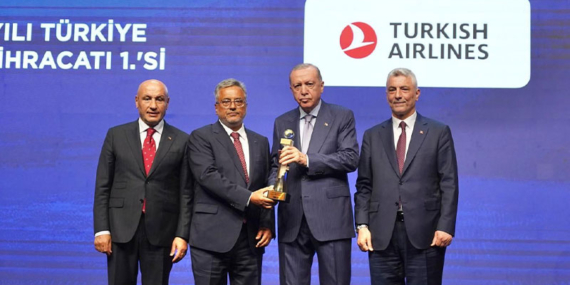 Ahmet Bolat ödülü Erdoğan’dan aldı: Ekonomimize katkı sunmaya devam edeceğiz