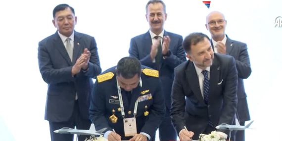 KAAN için tarihi gün: İlk imzalar atıldı