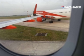 Manchester Havalimanı’nda İki EasyJet Uçağı Çarpıştı