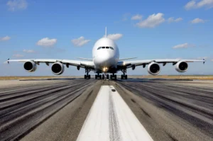 airbus_a380_on_the_ground (1)