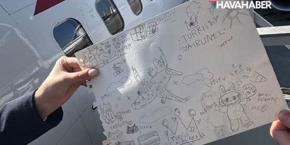 Minik yolcudan AJet ekibine duygulandıran hediye