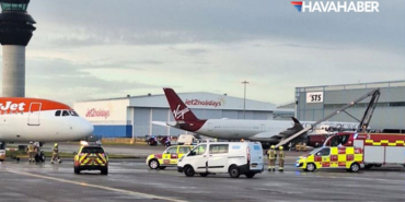 Manchester-Havalimanı’nda-kaza--Push-back-aracı-easyJet-uçağına-çarptı