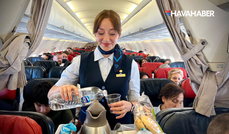 AJet’ten Rotterdam’a Fırsat Uçuşu! Avrupa’nın En “Enerjik” Şehrine Seferler Başlıyor: Biletler 69 Dolar!