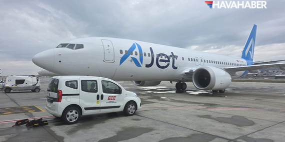 AJet’in fabrika çıkışlı 6. uçağı TC-OHF İstanbul’a geldi