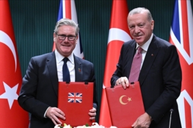 Cumhurbaşkanı Erdoğan ve İngiltere Başbakanı Starmer, Eurofighter Typhonn savaş uçağı işbirliği anlaşmasını imzaladı