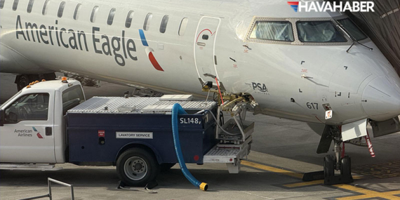 Nebraska’da apron kazası: Yolcu uçağı tuvalet hizmet aracıyla çarpıştı