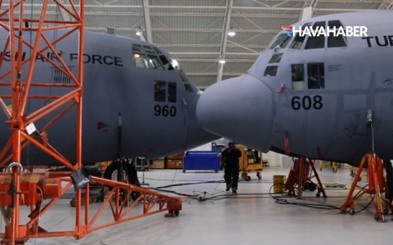 TSK’nın ‘Uçan Kaleleri’ İngiltere’ye İndi! 60 Yıllık Efsane Herkül, Geleceğin Savaşlarına Hazırlanıyor!