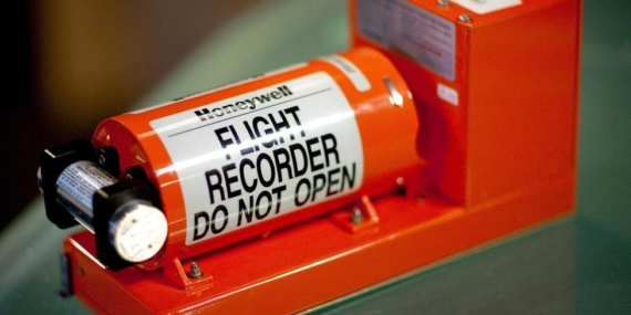 Kara Kutu Nedir, Ne İşe Yarar? Uçaklardaki Karakutu Uçak Kazasından Sonra Nasıl Bulunur?