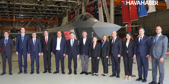 Özgür Özel’den KAAN paylaşımı: Sonuna kadar KAAN’ın arkasındayız