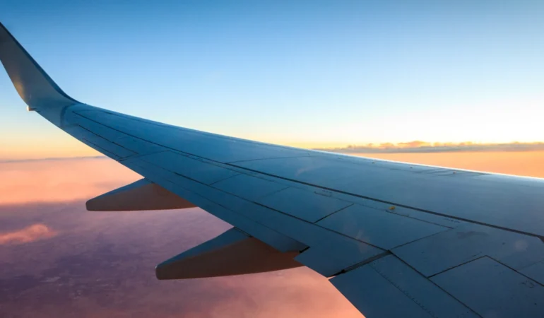 İstanbul Dubai Uçakla Kaç Saat? İstanbul Dubai Arası Uçakla Kaç KM?