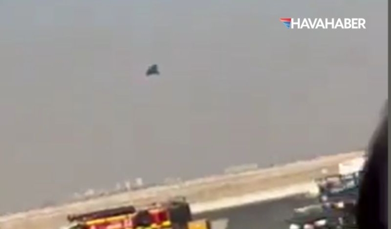 Dubai Airshow’da Hindistan’a Ait Tejas Savaş Uçağı Düştü