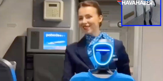 Dünyada Bir İlk: Robot Hostes Resmen Göreve Başladı!