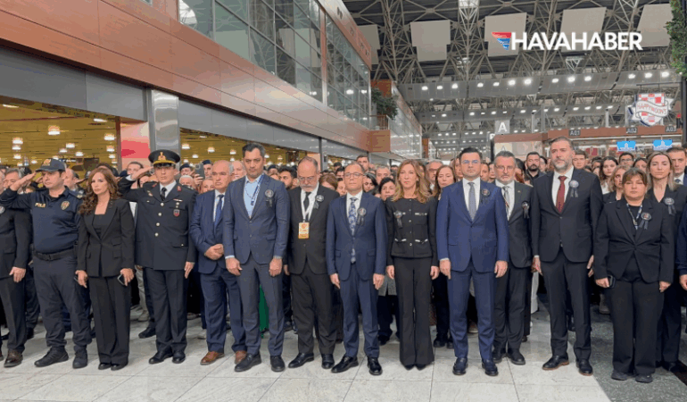 Ulu Önder Atatürk 10 Kasım’da İstanbul Sabiha Gökçen’de anıldı