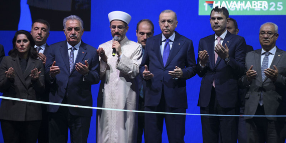 Erdoğan’dan Tarihi Açılışta Sert Mesaj: “Tüm Sabotajlara Rağmen Yaptık! İstanbul’u Kifayetsizlerin Vicdanına Terk Etmedik!”