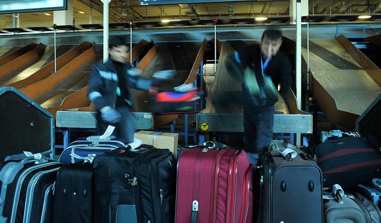 Uçakta Et Taşınır mı? Uçakta Valizde veya El Bagajında Et Taşımak Yasak mı?