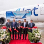 AJet Boeing uçak