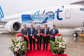 AJet Boeing uçak