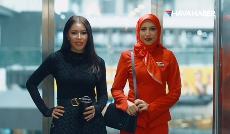 AirAsia’dan-Üniforma-Politikasında-Değişiklik--Kabin-Ekibine-Başörtüsü-Serbestliği