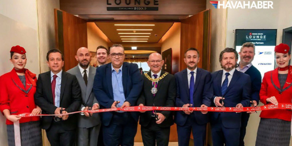 Türk Hava Yolları’nın Avrupa’daki İlk Özel Yolcu Salonu Edinburgh’da Açıldı