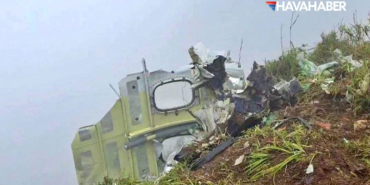 GÖZEN-personeli-taşıyan-servis-kaza-yaptı--11-kişi-yaralandı