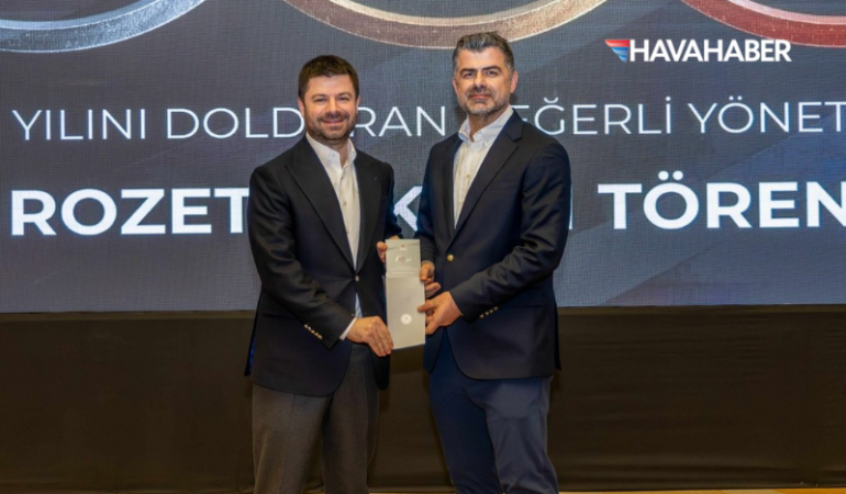 Yahya üstün Thy ödül