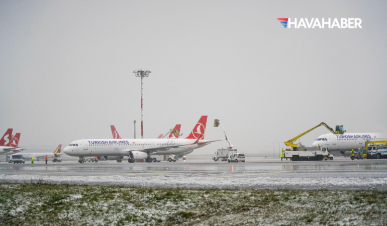 İGA İstanbul Havalimanı’nda pistteki kar miktarı ‘anlık’ takip ediliyor