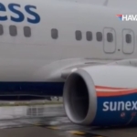 Antalya- Kalkışa hazırlanan uçağın iniş takımları kırıldı