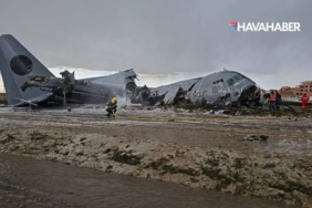 Bolivya’da C-130 Hercules Uçağı Düştü Para Yüklü Askeri Kargo Uçağında 15 Ölü