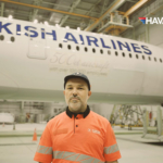 THY’nin-gizli-kahramanı--Tam-600-uçağı-elleriyle-boyadı!