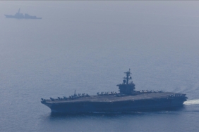 İran Devrim Muhafızları Abraham Lincoln Uçak Gemisi 4 İran füzesiyle hedef alındı