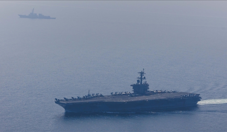 İran Devrim Muhafızları Abraham Lincoln Uçak Gemisi 4 İran füzesiyle hedef alındı