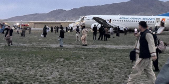 Kabil’de Boeing 737 Pistten Çıktı! Yolcular Kaydıraklarla Tahliye Edildi