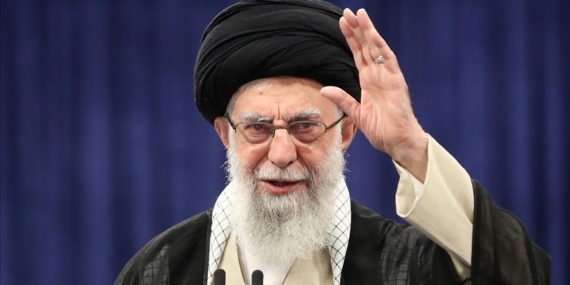 İran lideri Ayetullah Ali Hamaney ABD’nin hava saldırısında öldü