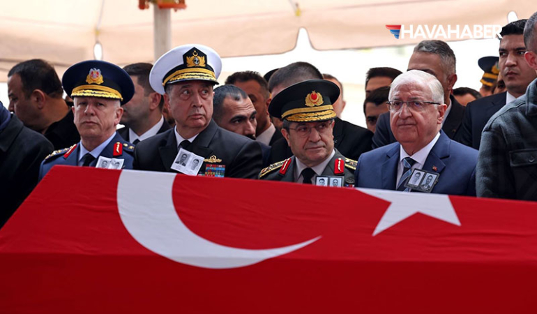 Şehitlelerimize son görev