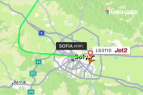 Antalya'da pilotu rahatsızlanan uçak acil iniş yaptı