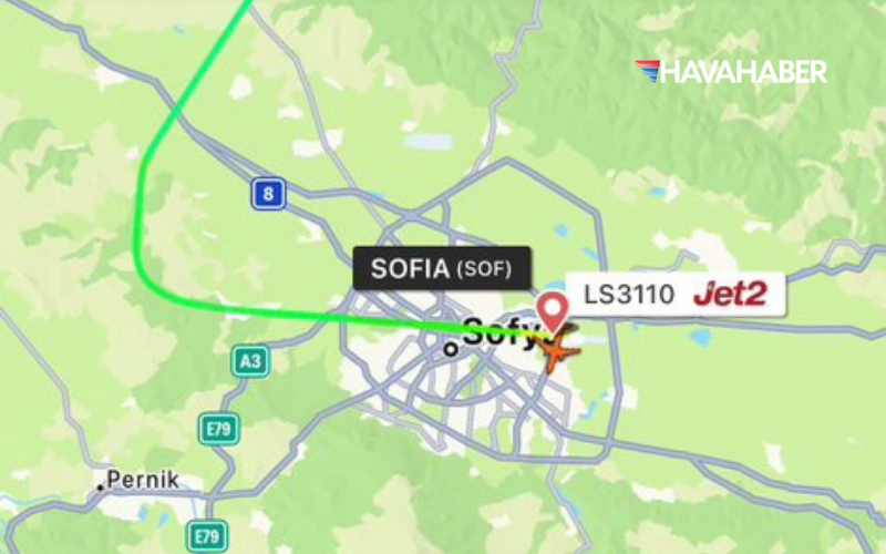 Antalya’da pilotu rahatsızlanan uçak acil iniş yaptı