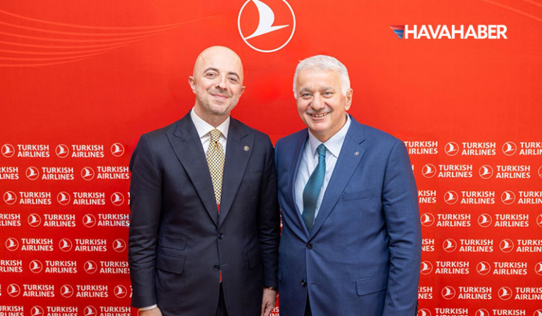 Bilal-Ekşi-Ahmet-Olmustur