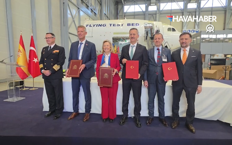 Türkiye’den Avrupa’ya İlk İnsanlı Askerî Jet İhracatı: HÜRJET İçin İmzalar Atıldı
