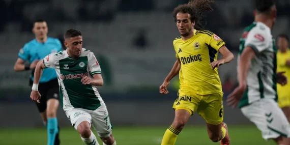 Konya’da Maça Uçak Damgası! Alçak Uçuş Yayına Yansıdı