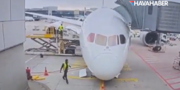Frankfurt’ta Ön İniş Takımı Çöken Lufthansa Dreamliner’ın Görüntüleri Ortaya Çıktı