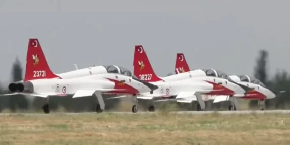 Türk Hava Kuvvetleri’nden Güç Gösterisi: 115. Yıla Özel ‘Fil Yürüyüşü’